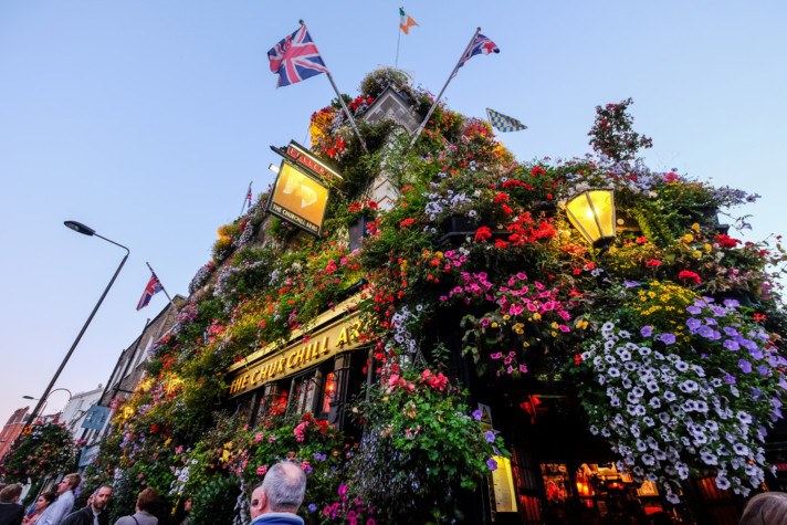 London Pub