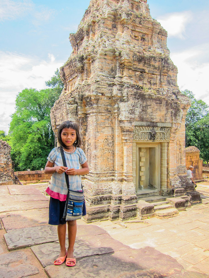 Little girl at Pre Rup