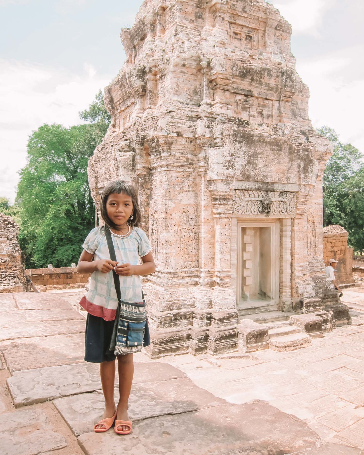 Little girl at Pre Rup