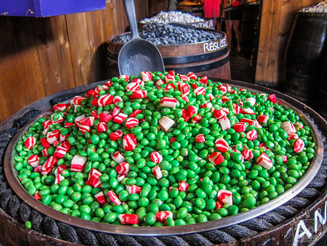 Candy shop in Bonifacio