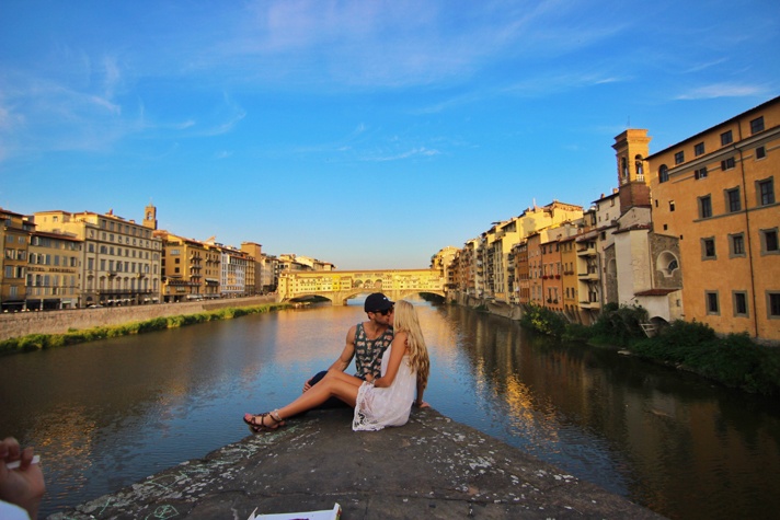 Couple kissing in Florence