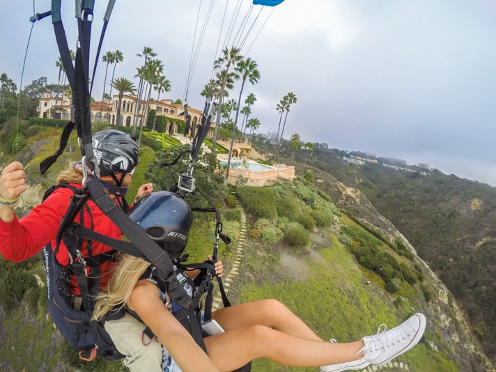 Paragliding in Torrey Pines San Diego