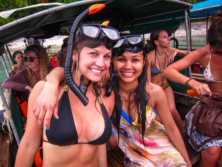 Solo Friends Snorkel Dive
