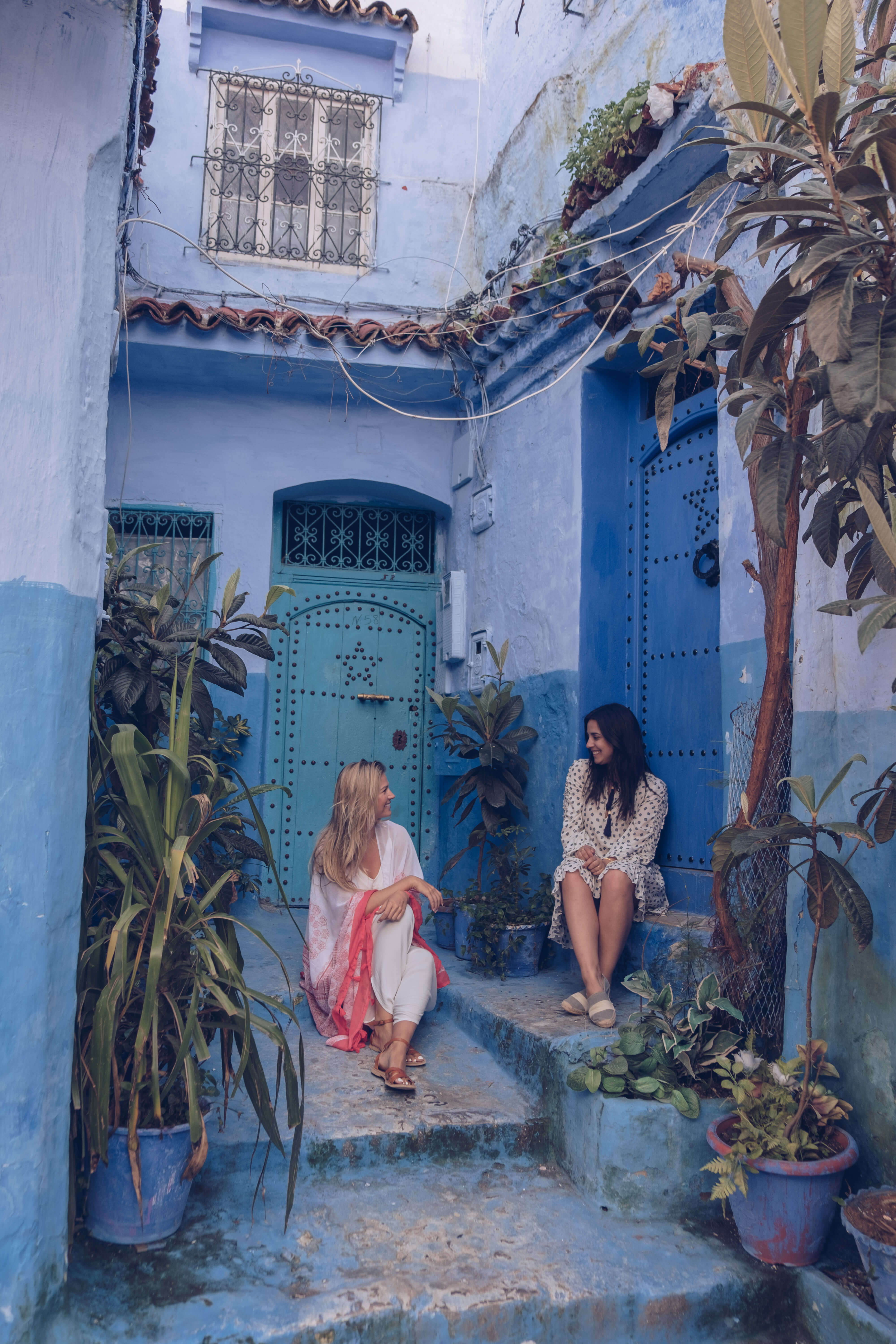 girlfriends in chefchaouen