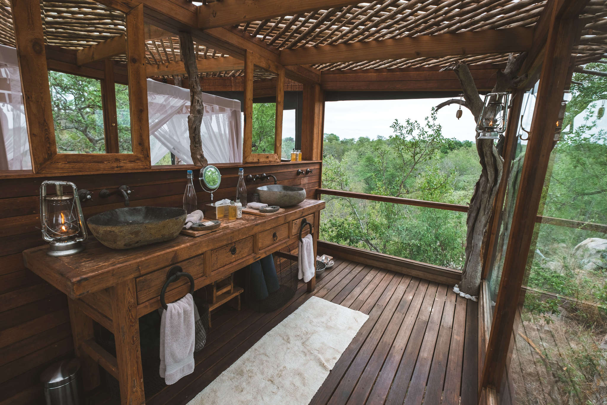 bathroom at lion sands