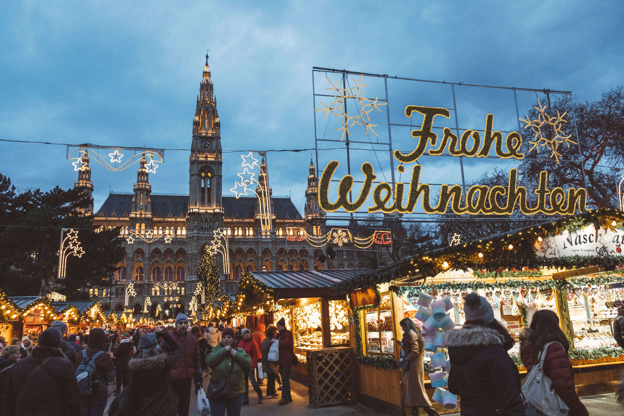 Visiting the Christmas Markets in Vienna • The Blonde Abroad