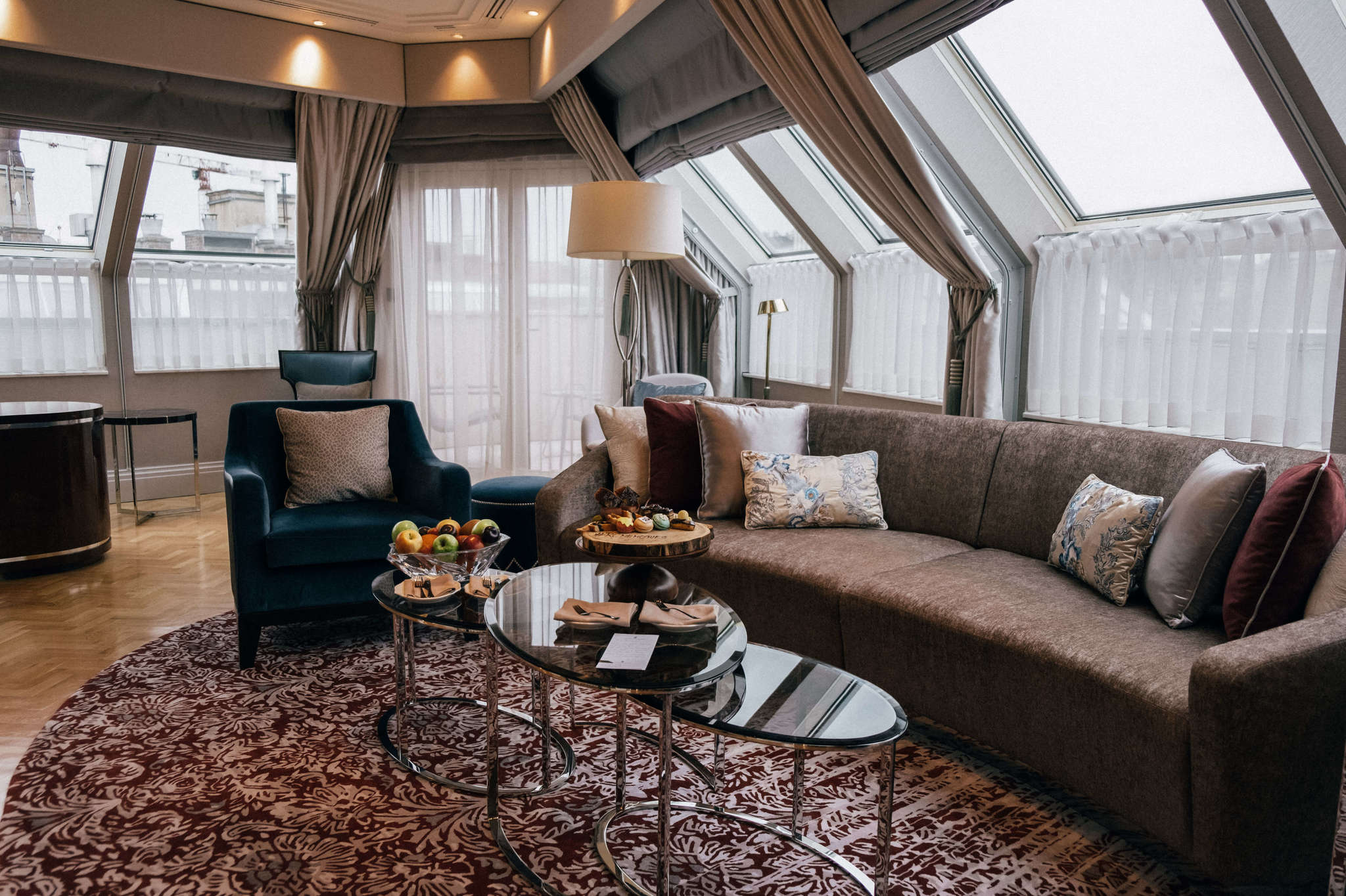 living room at Ritz Carlton Budapest