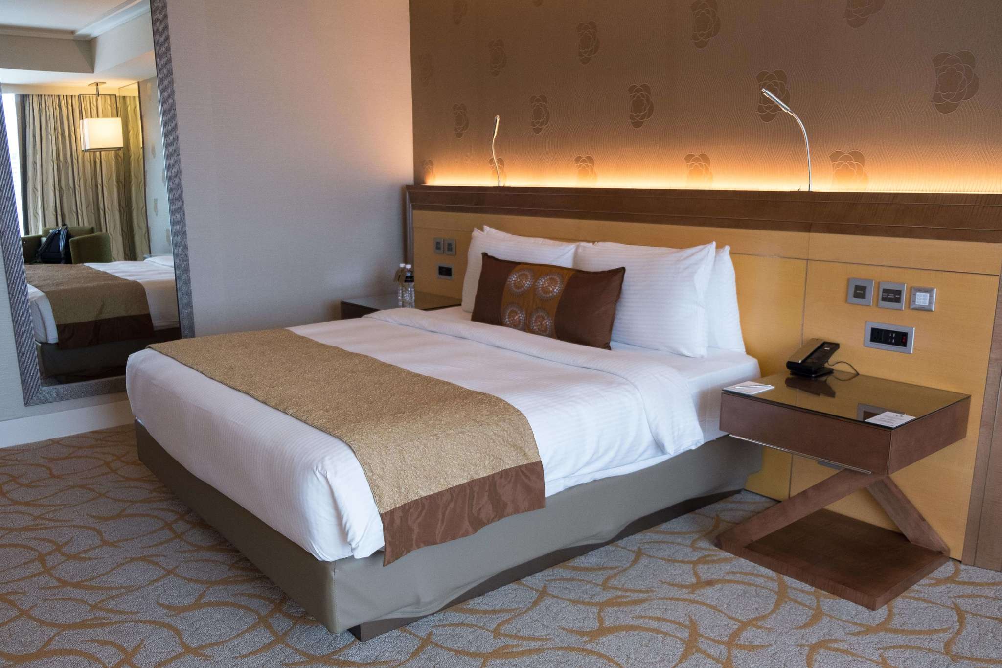 Deluxe Rooms at Marina Bay Sands