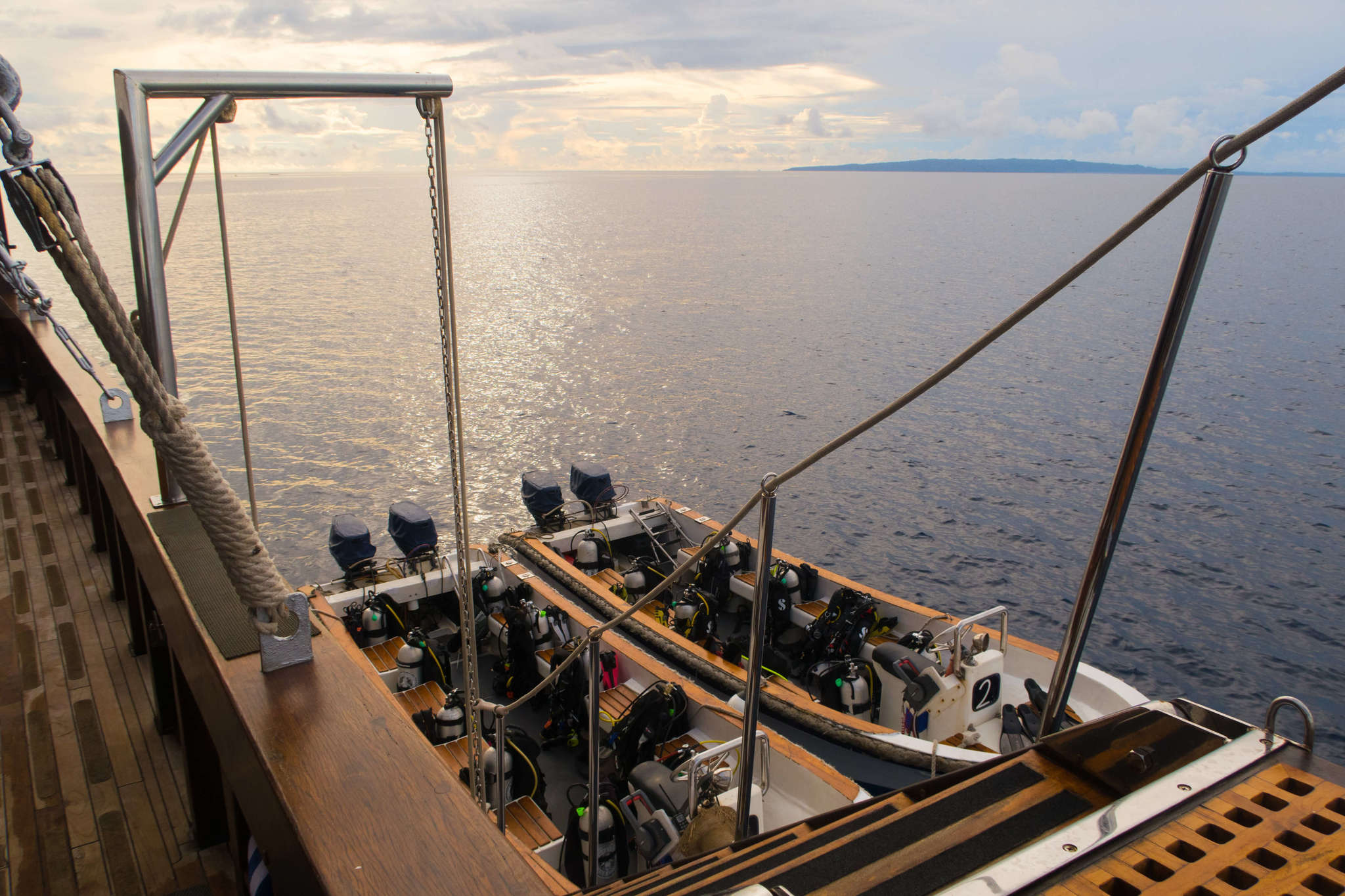 What To Expect On A Diving Liveaboard Trip The Blonde Abroad What To Expect On A Diving Liveaboard Trip The Blonde Abroad