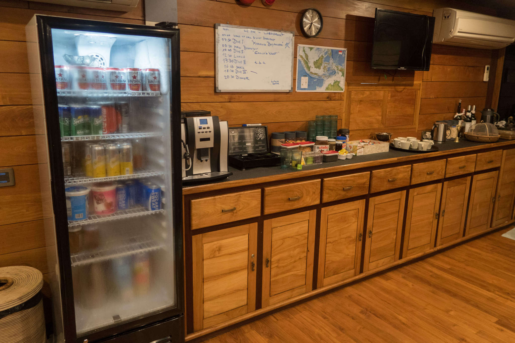 Kitchen on LiveAboard