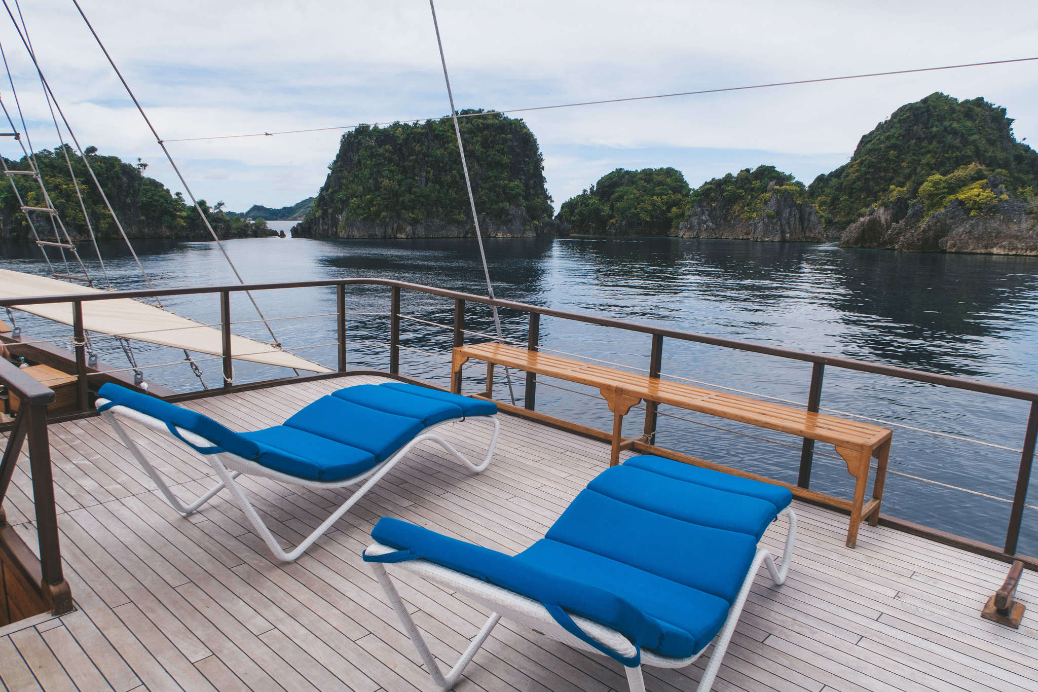 Deck on LiveAboard