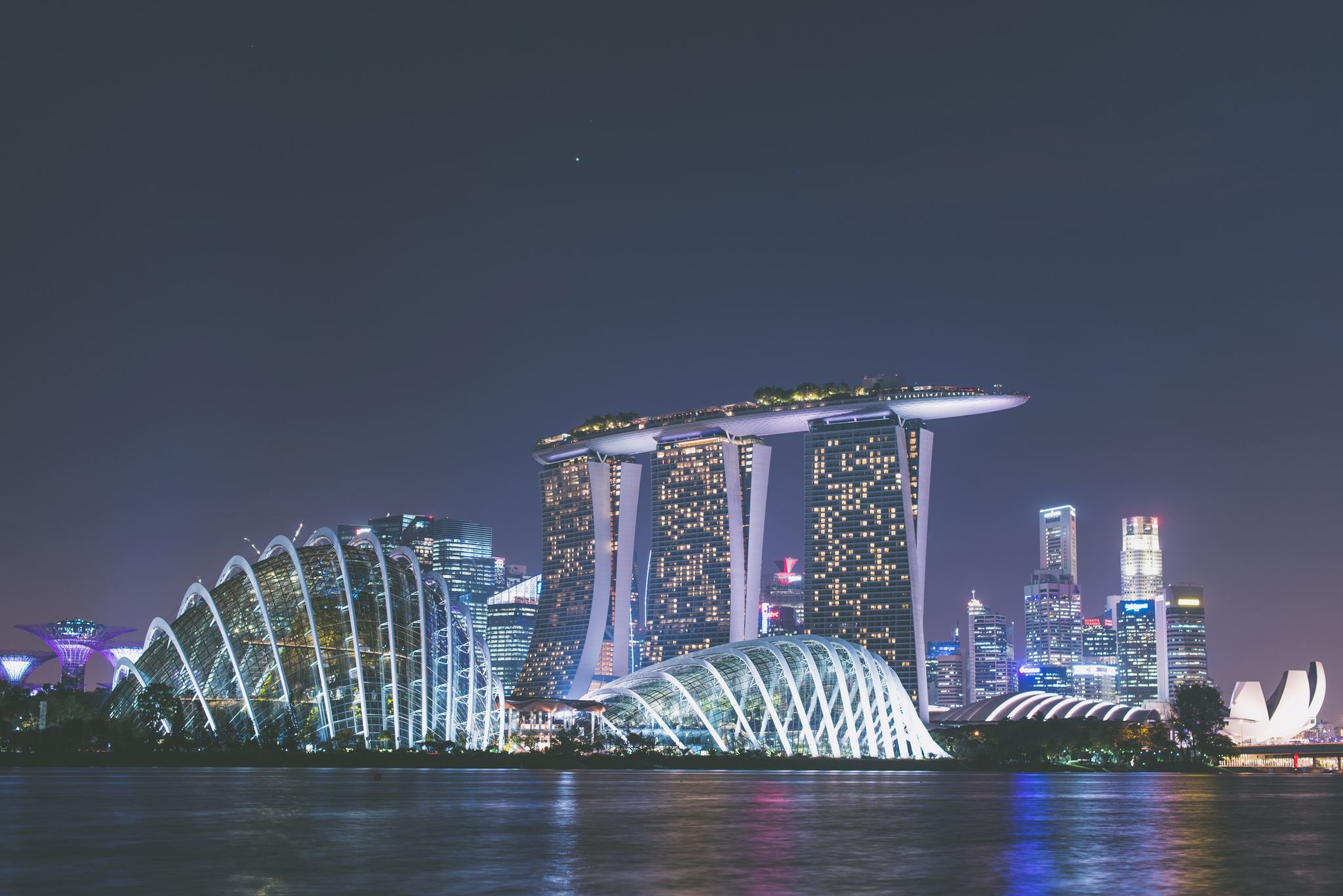 budget travel to singapore