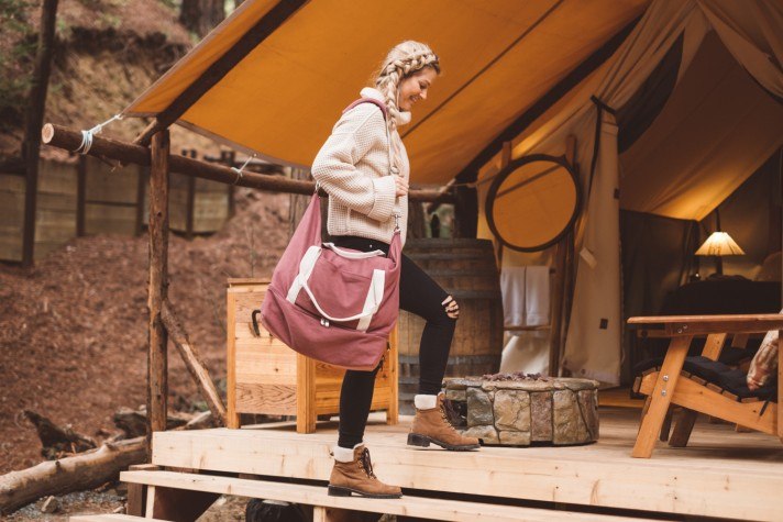 The Perfect Travel Bags by Lo Sons The Blonde Abroad