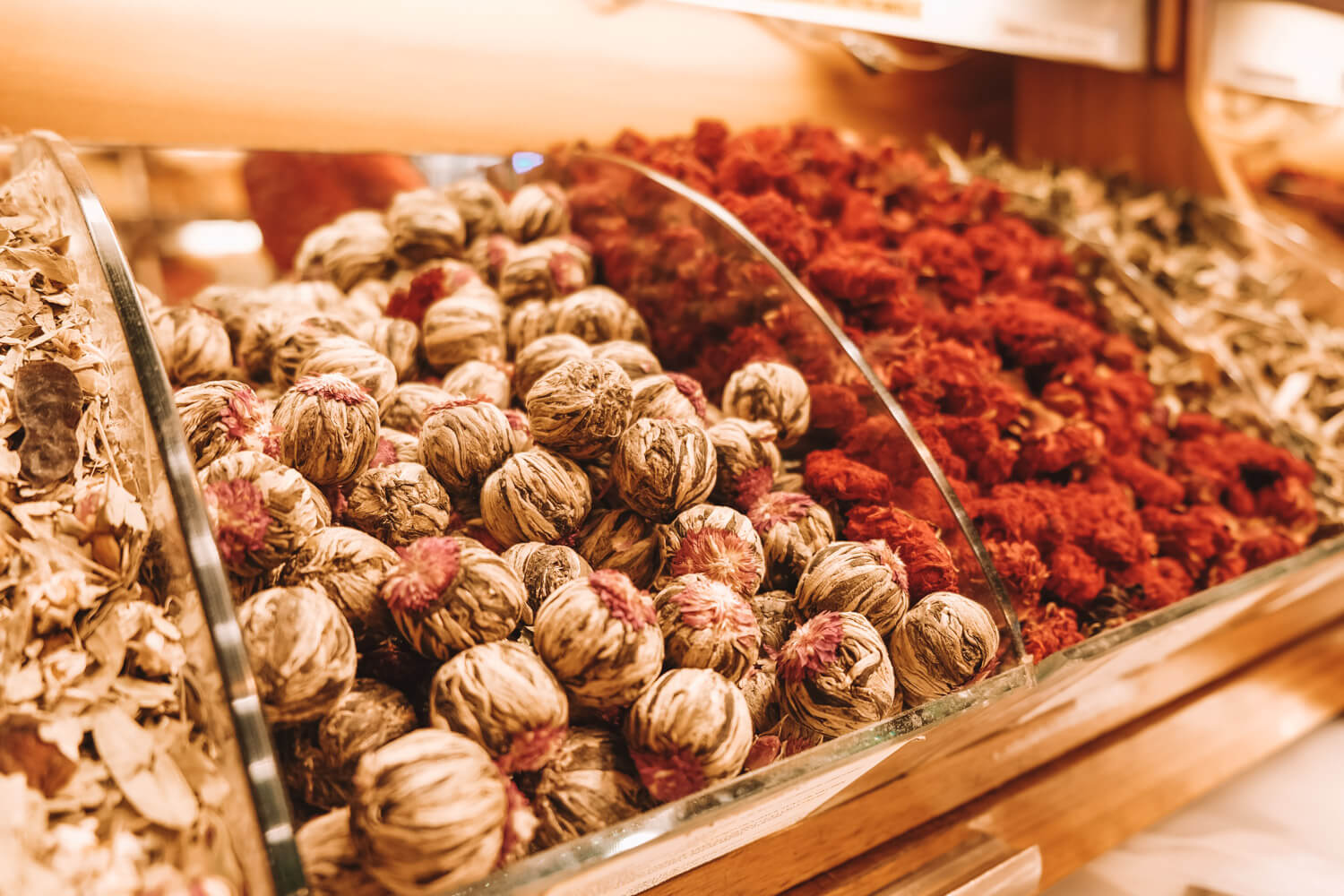 Exploring the spice markets in Istanbul