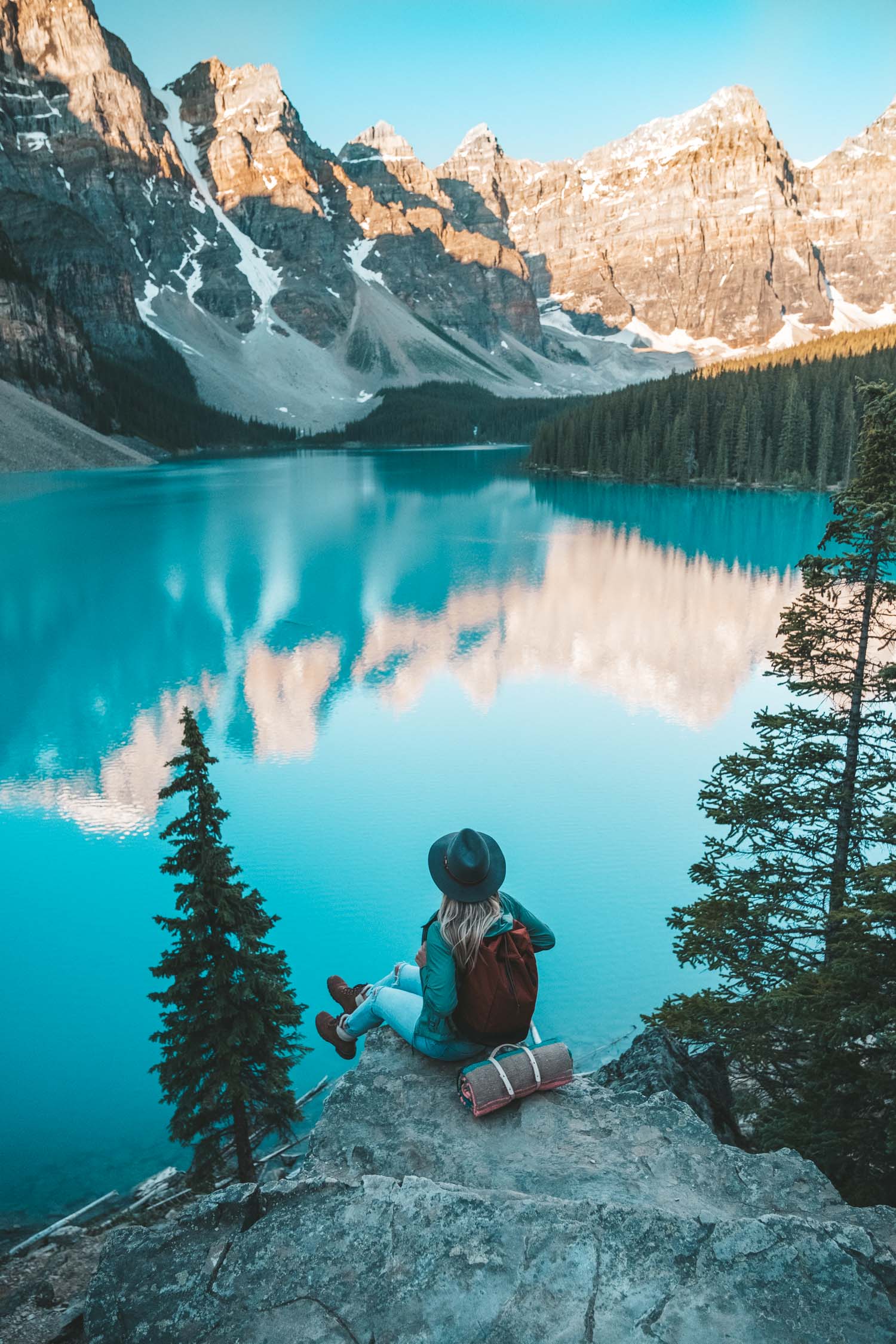 Hiking Outfit in Banff National Park