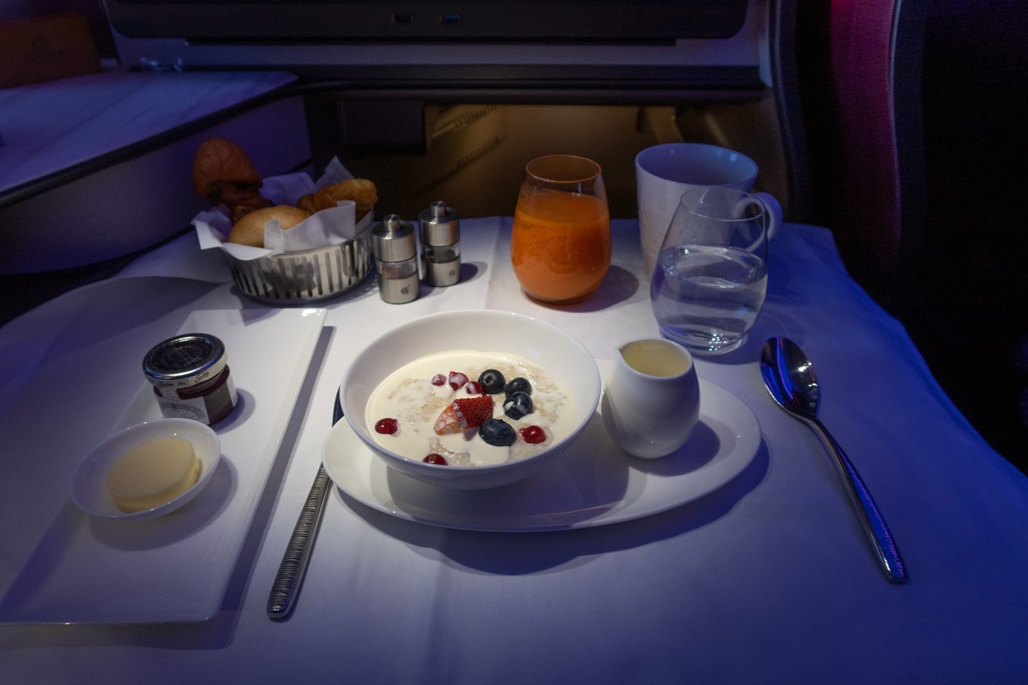 Qatar Airways Q Suites Business Class Breakfast