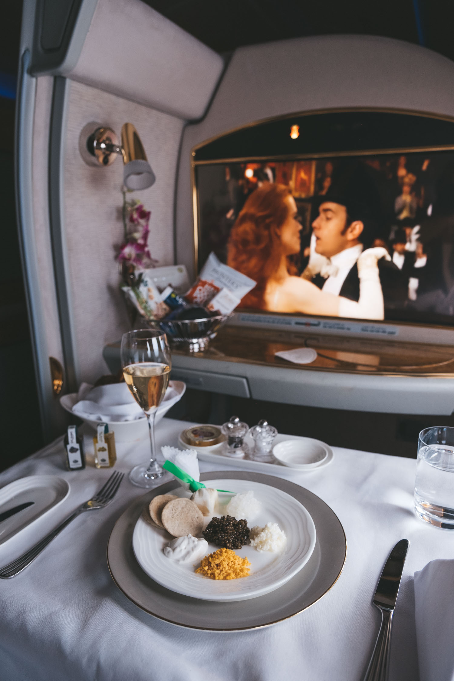 Emirates Dubai First Class Airline Seat Suite