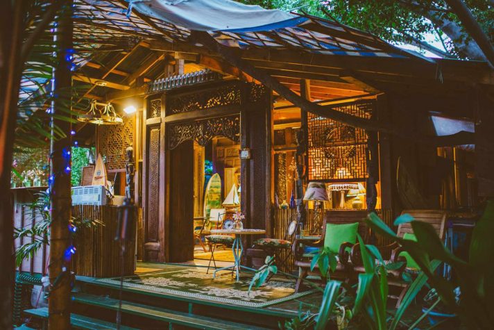 The Coolest Airbnbs in Hawaii • The Blonde Abroad