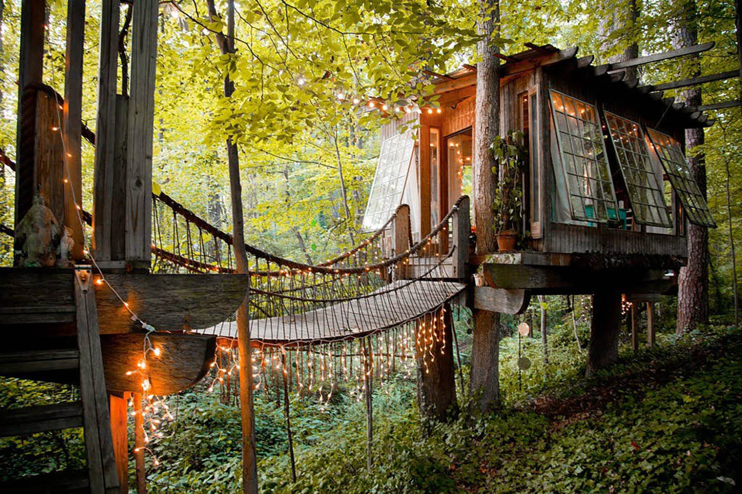 The Coolest Treehouses To Stay In Around The World The Blonde Abroad,Rooms To Go Discontinued Bedroom Sets