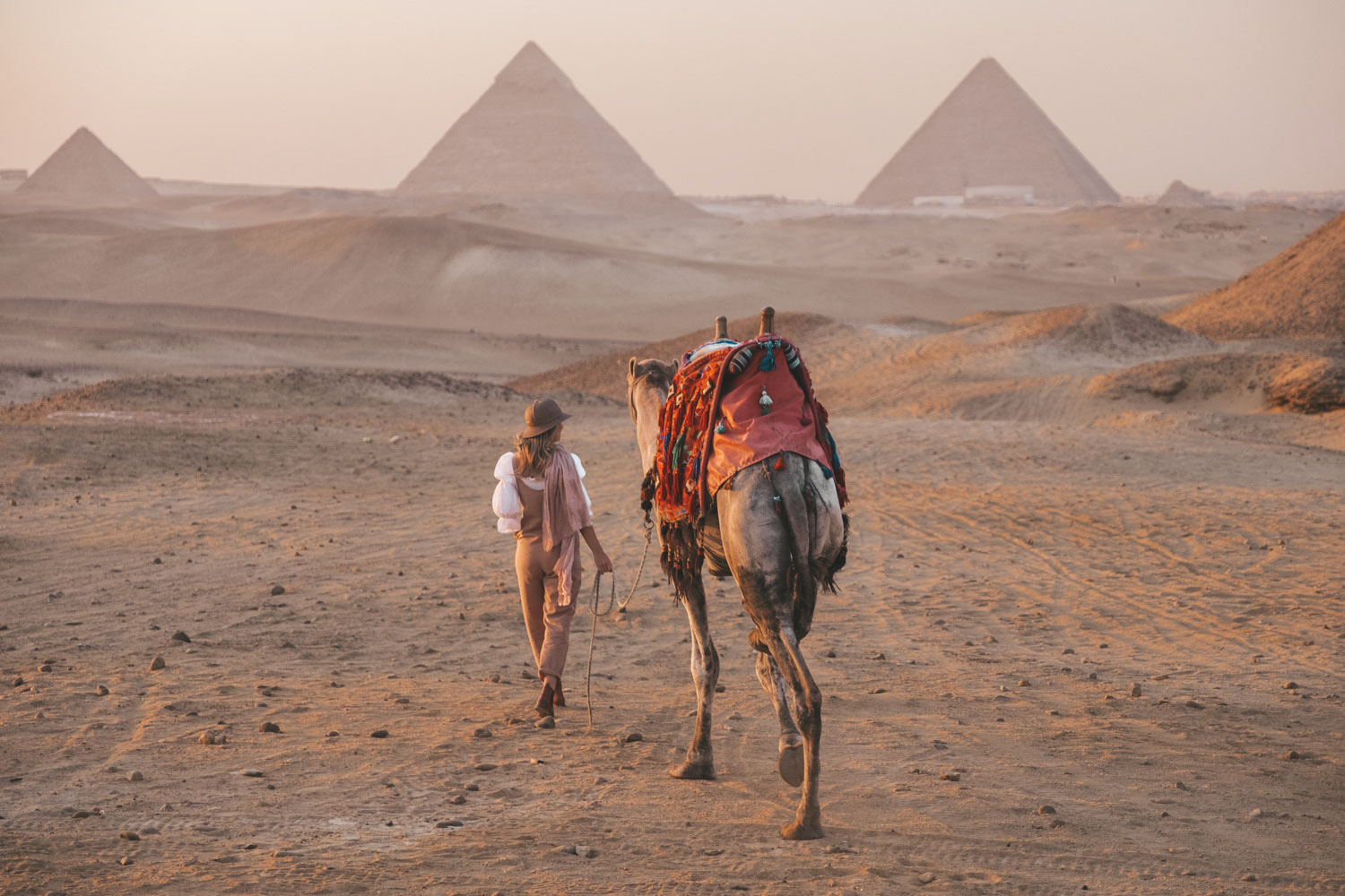 travelling to egypt on your own