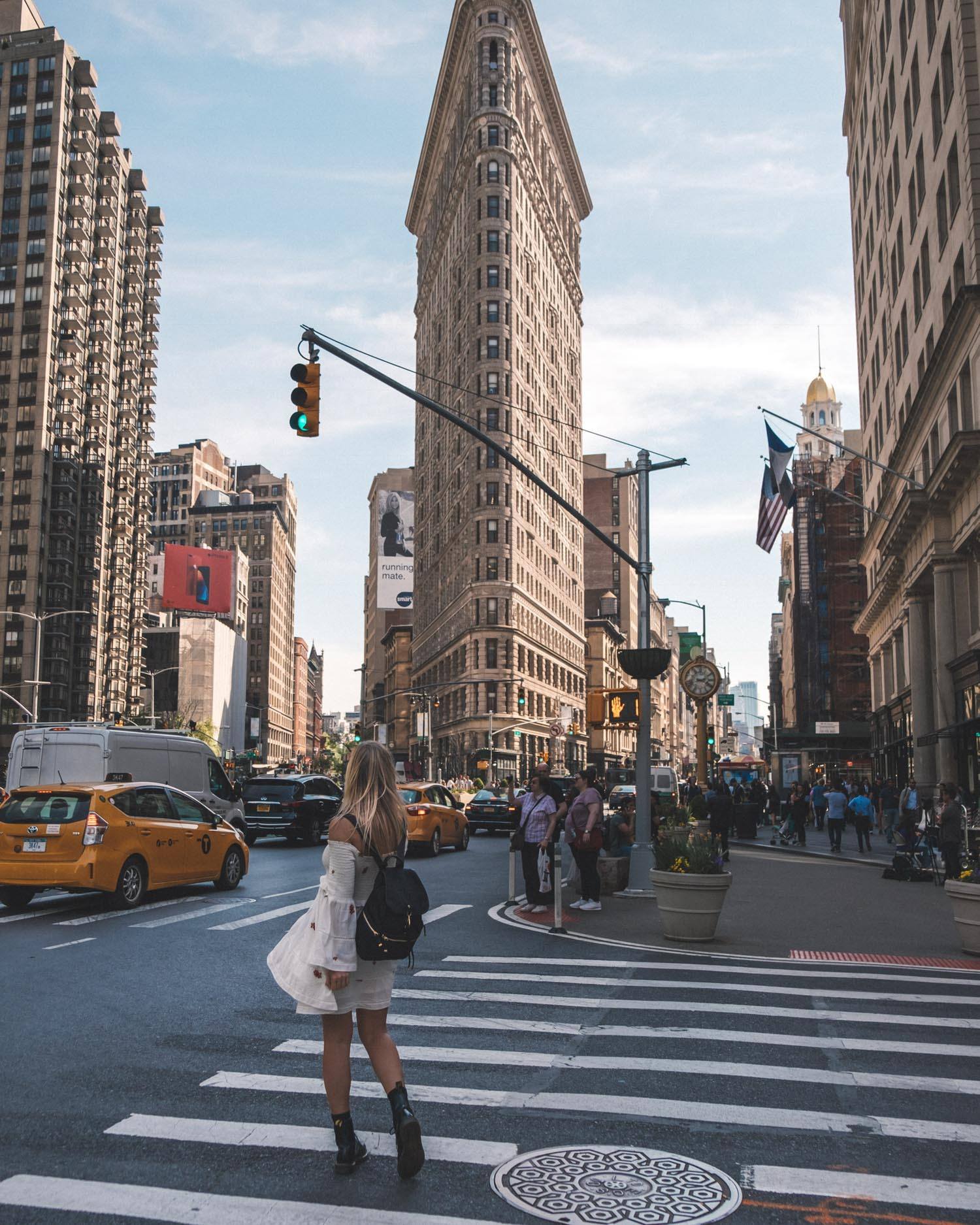 new york city flat iron building