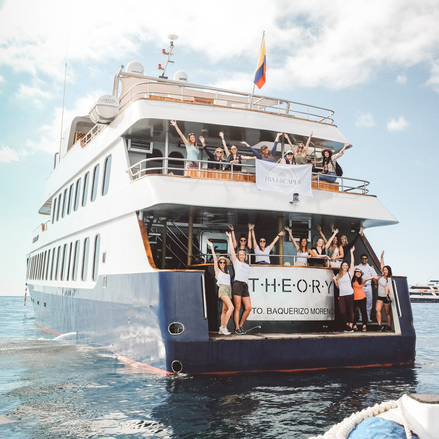 galapagos boat ladies