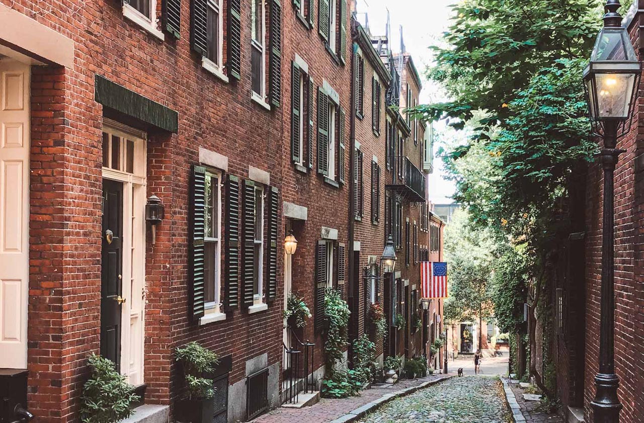 Wander up and around Boston's historic Beacon Hill