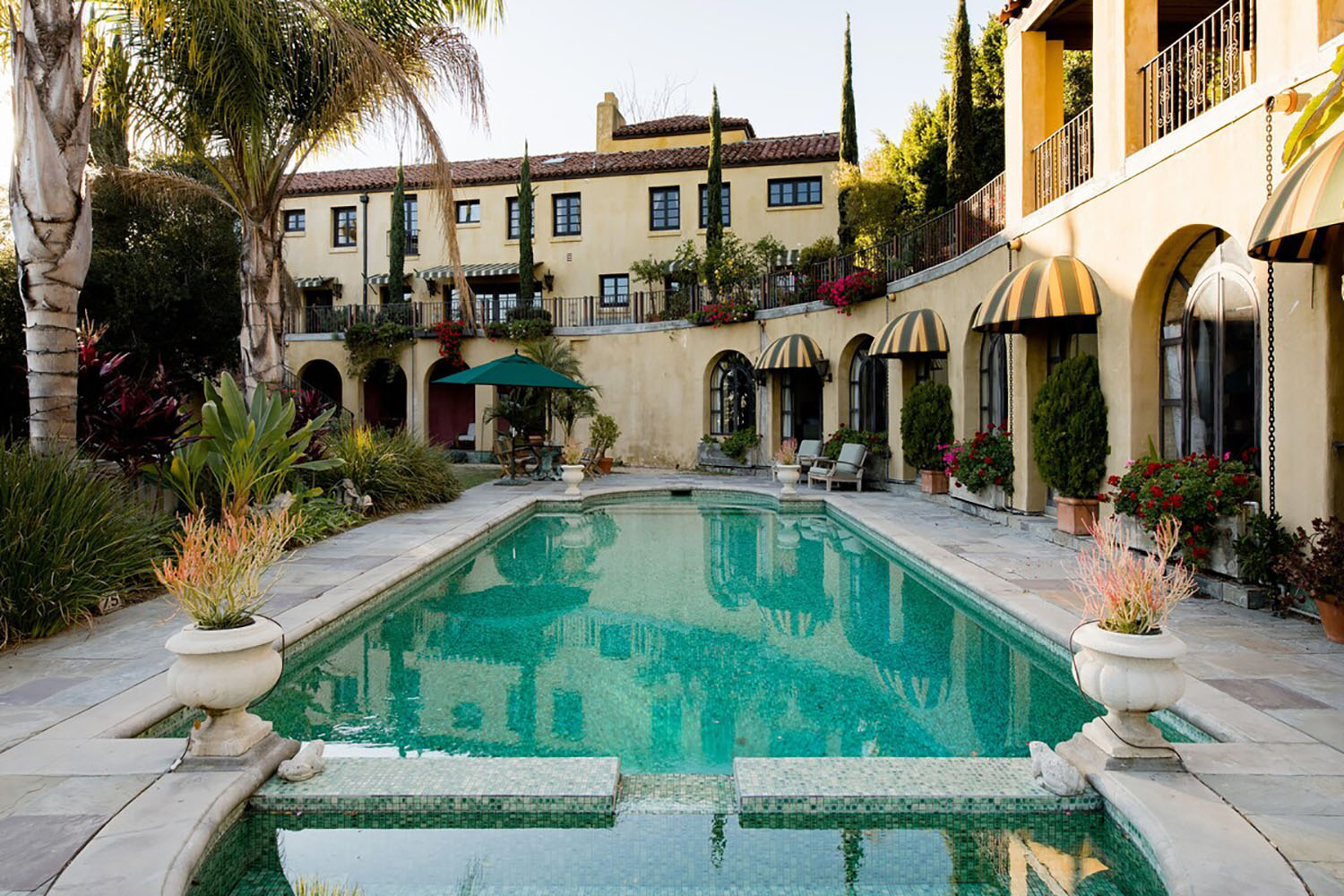 Italian Villa Airbnb Los Angeles