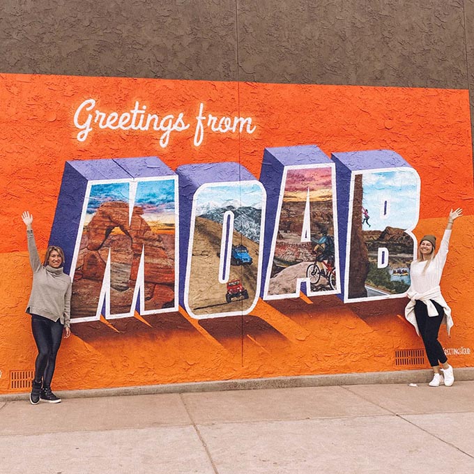O melhor guia de bem-estar e caminhadas para Moab, Utah • The Blonde Abroad 8
