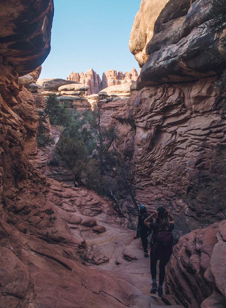 O melhor guia de bem-estar e caminhadas para Moab, Utah • The Blonde Abroad 29