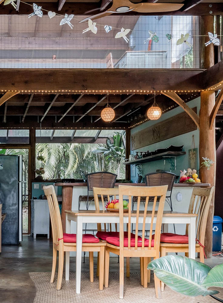 The Coolest Airbnbs in Hawaii • The Blonde Abroad 9